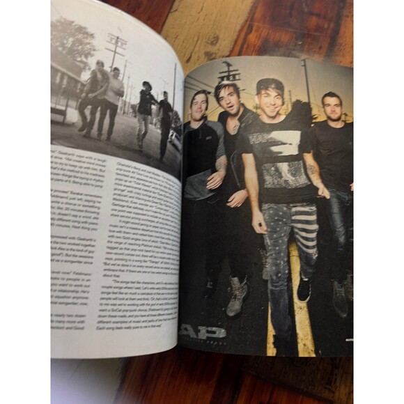 All Time Low guitar pics and more - Picture 6 of 6